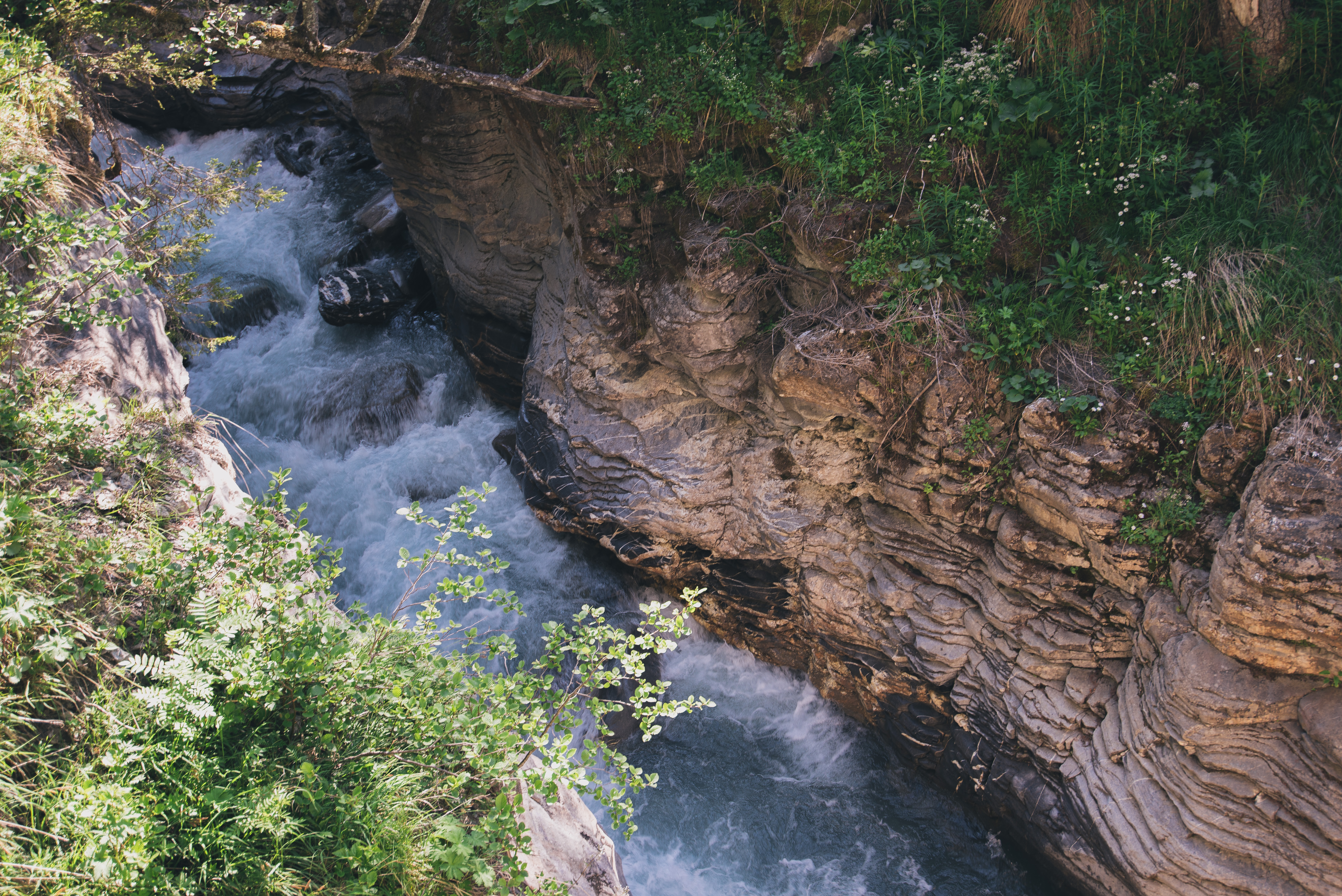Explore Dala Gorge
