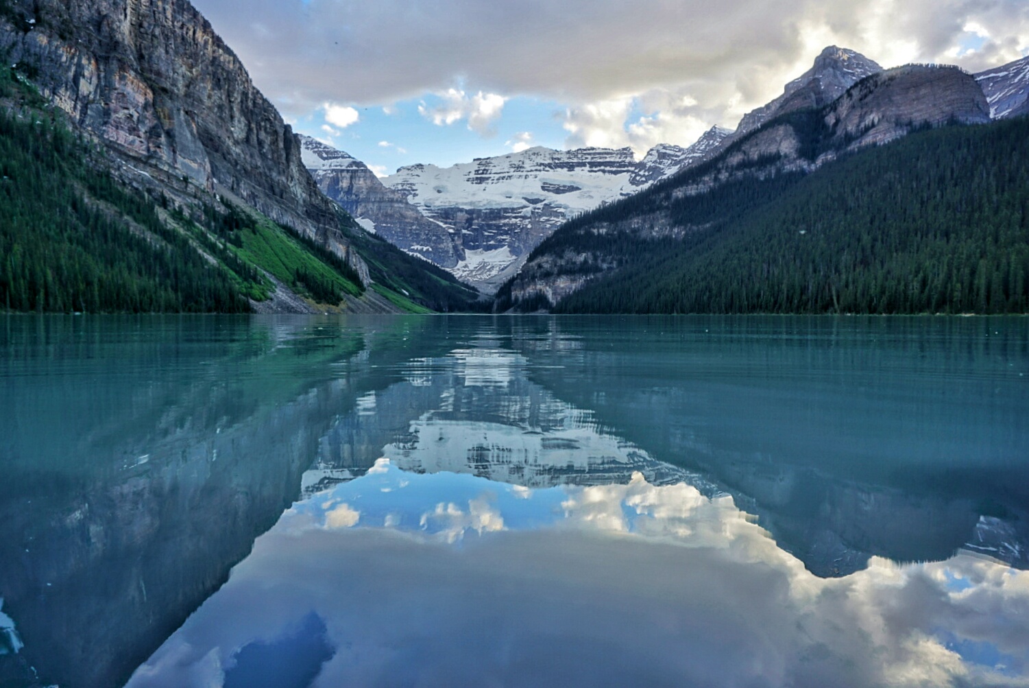 Plain of Six Glaciers
