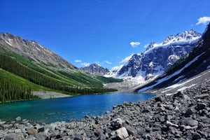 Hike to Consolation Lakes