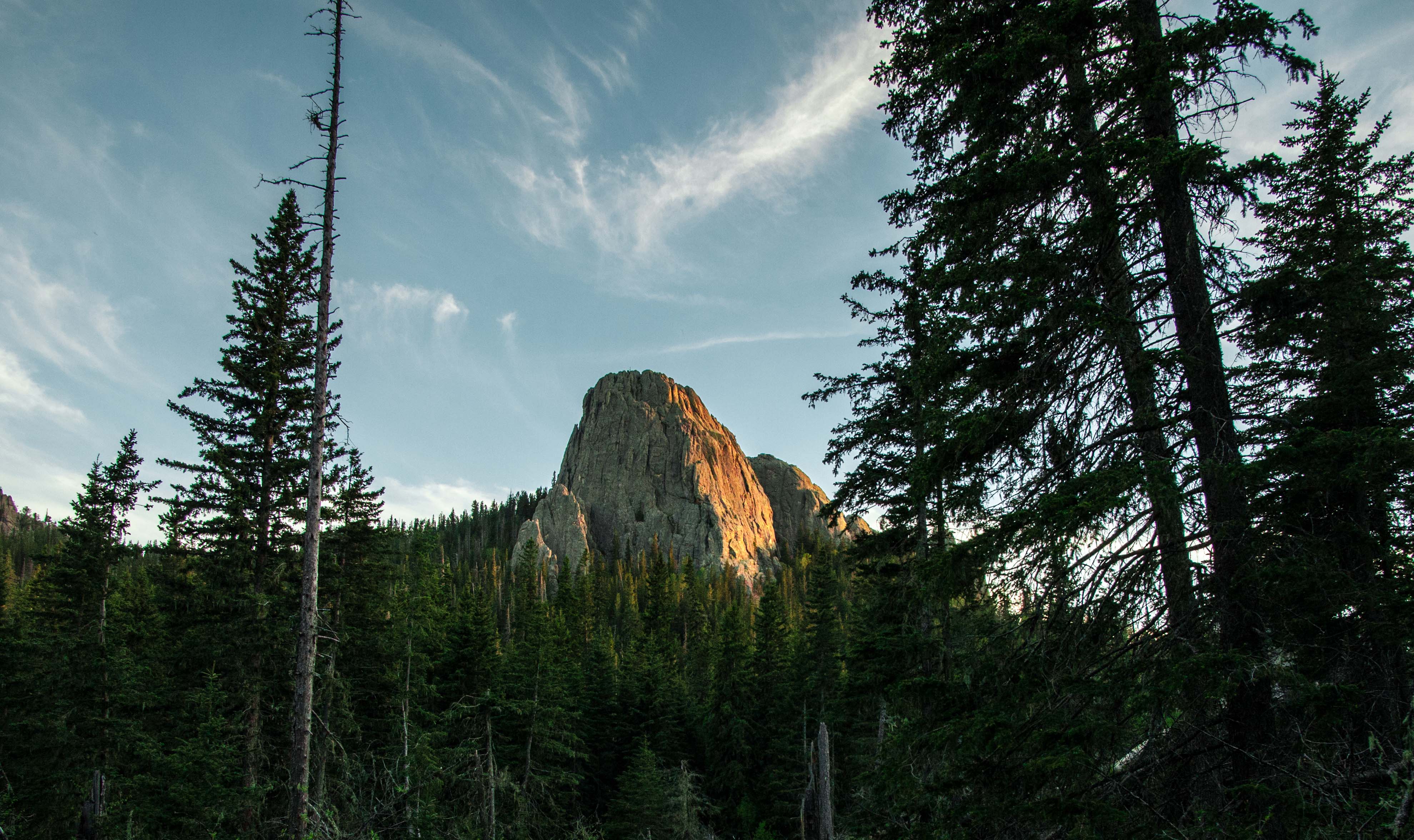 Hiking to Harney Peak 
