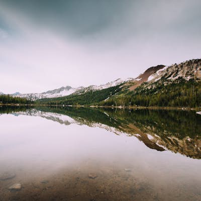 Mirror Lake via Two Pan Trailhead