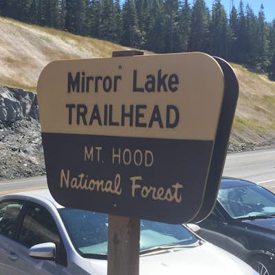 Hike to Mt. Hood's Mirror Lake