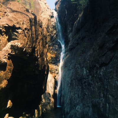 Klong Plu Waterfall hike