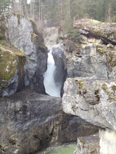 Hike to Nairn Falls