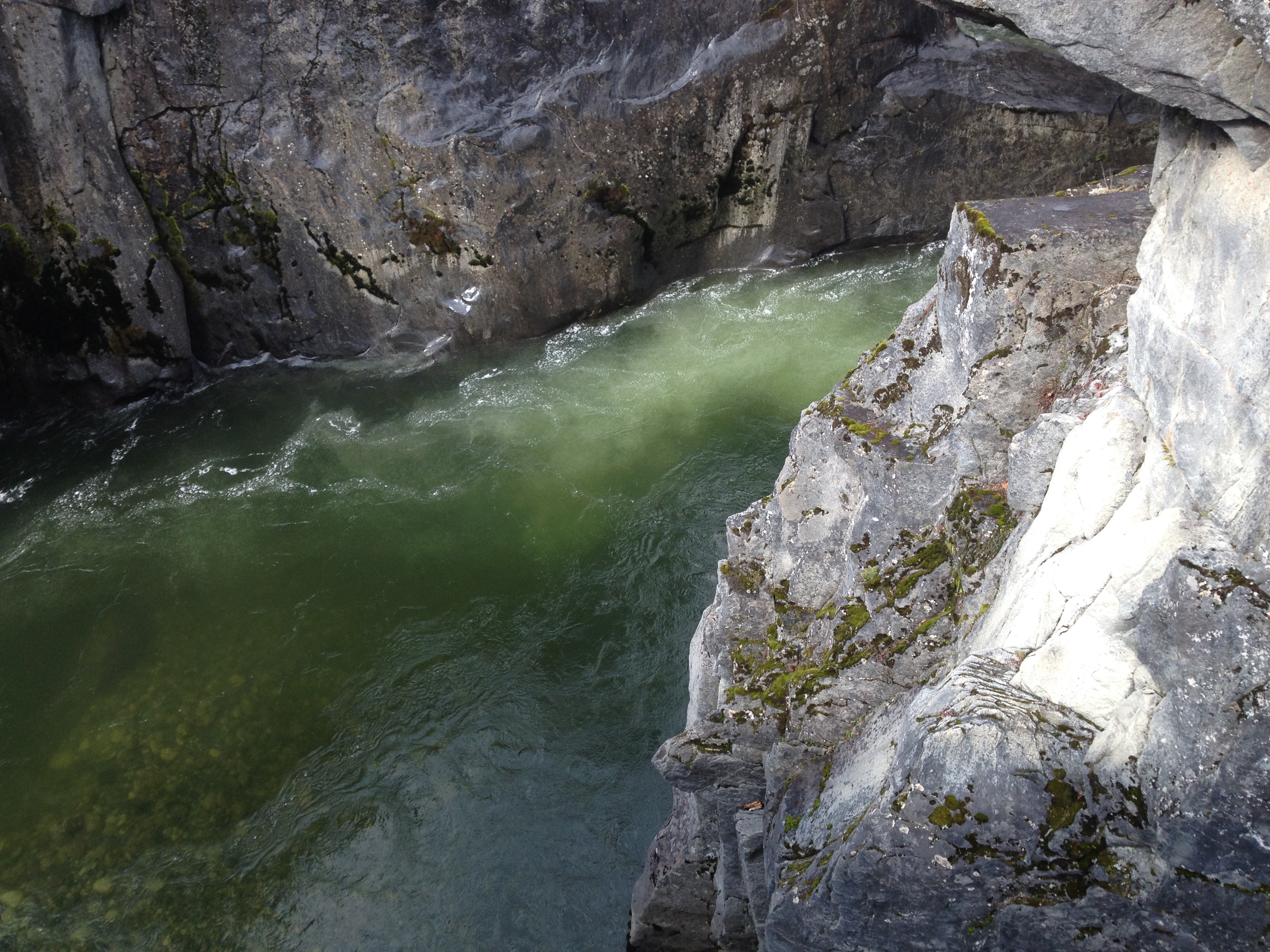 Hike to Nairn Falls