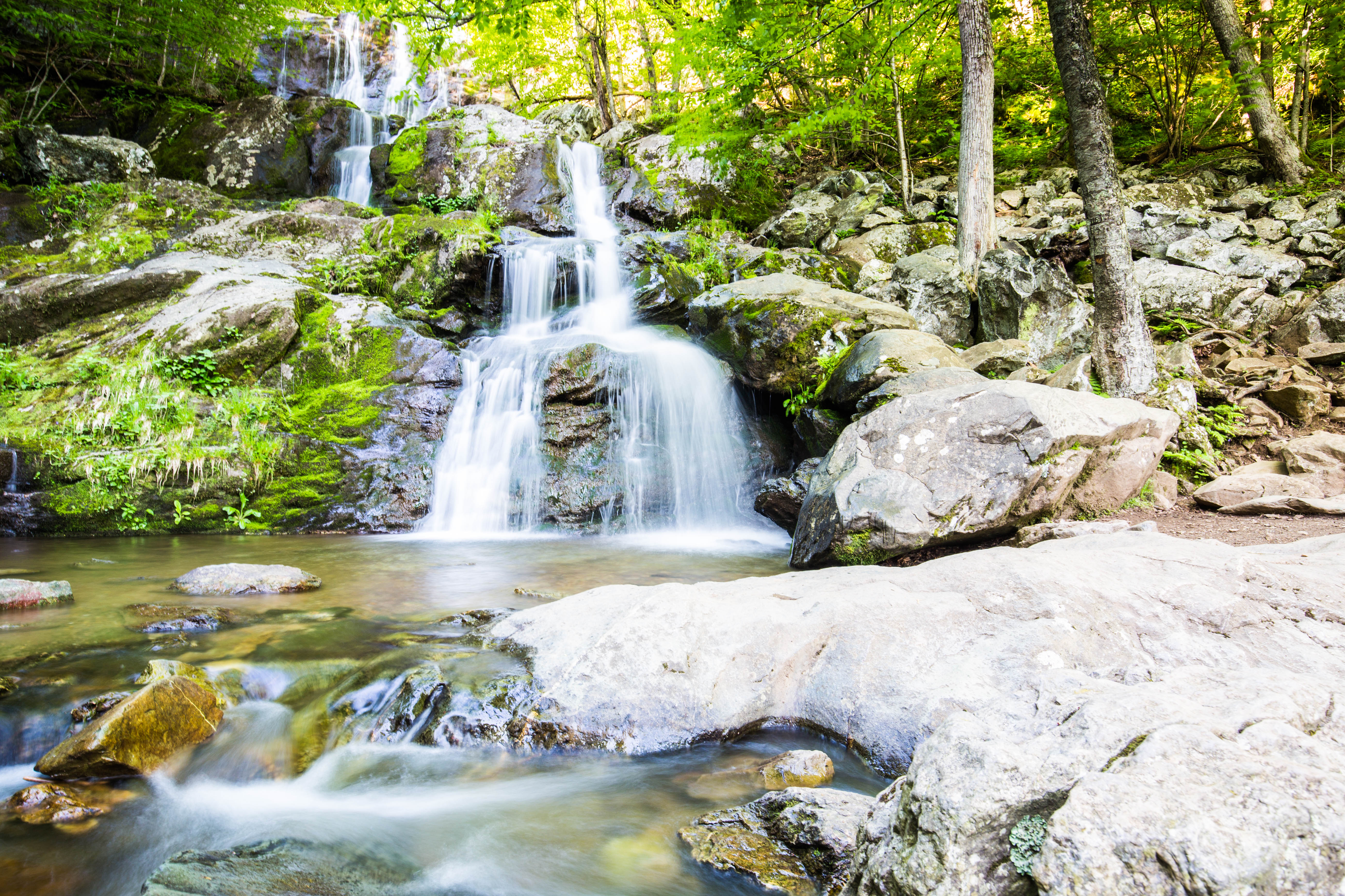 Dark Hollow Falls