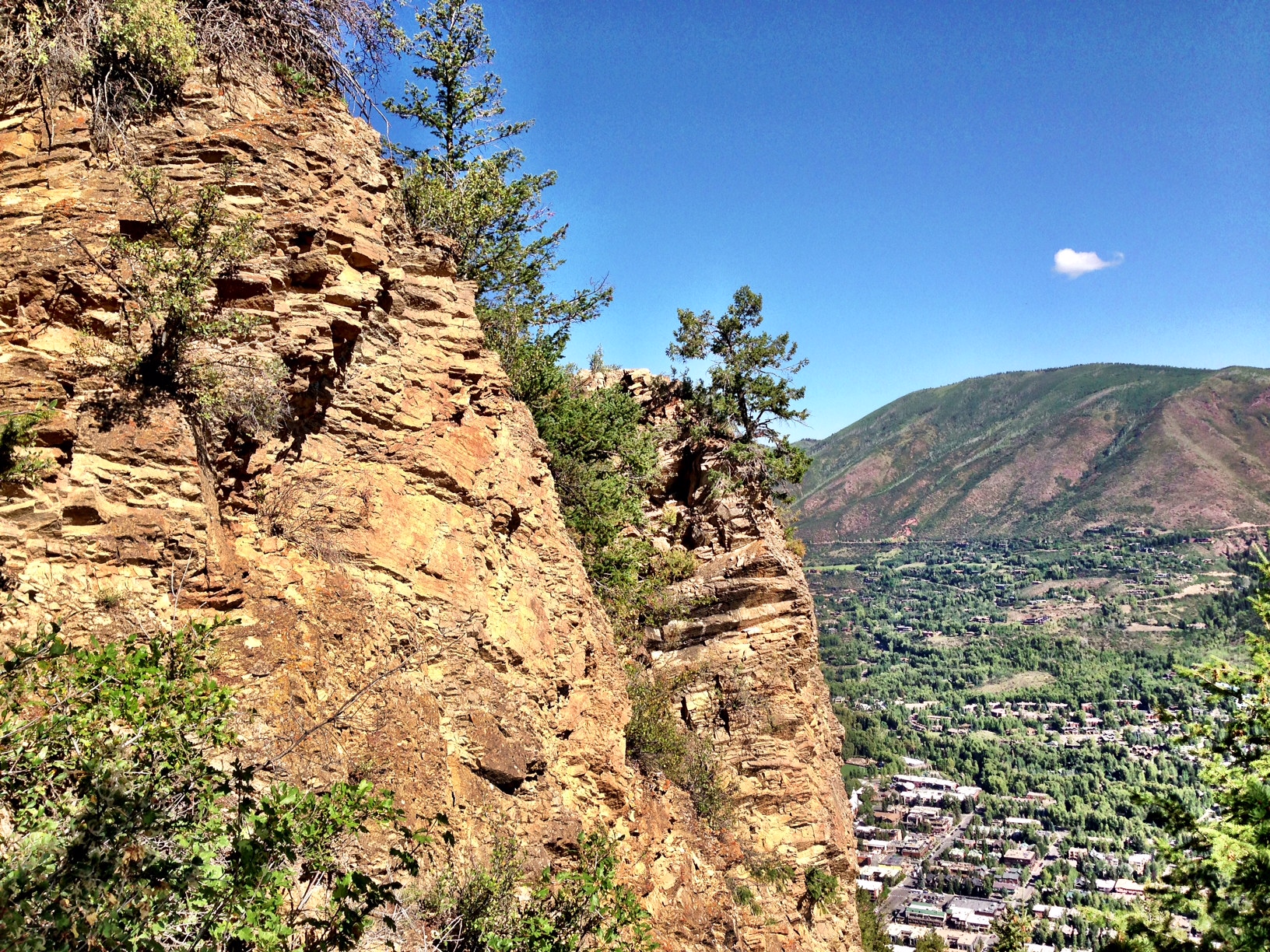 Ute Trail to Ute Rock