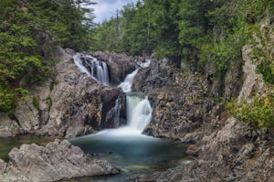 Explore Split Rock Falls