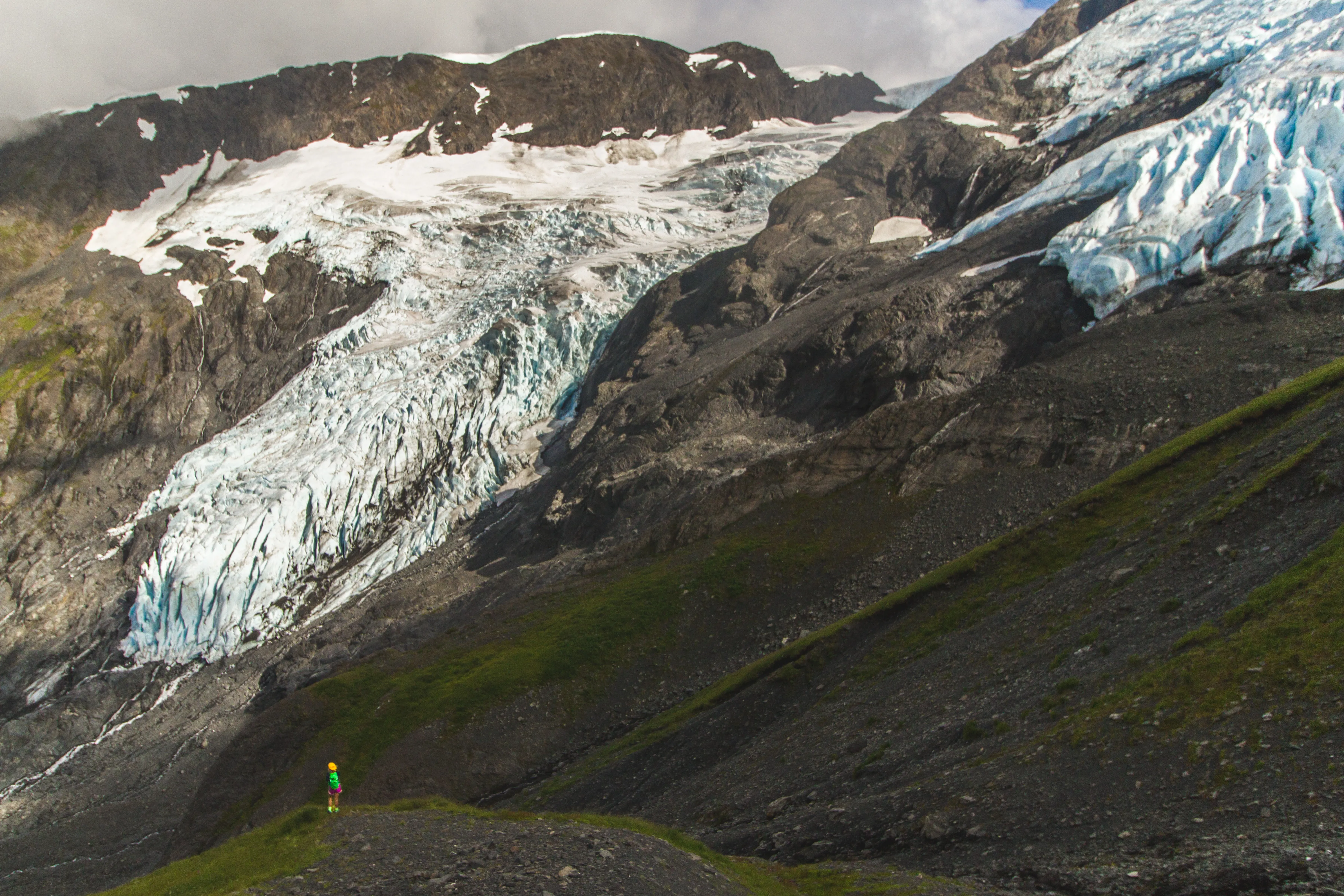 Hike Byron Glacier