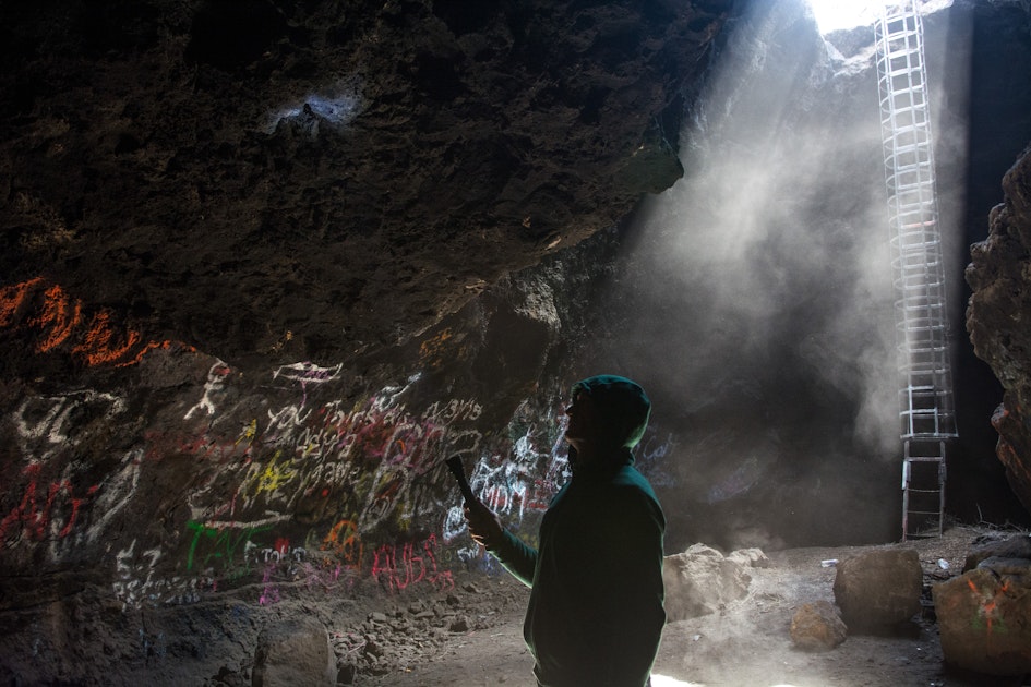 Explore Kuna Caves, Idaho, Kuna Caves, Idaho
