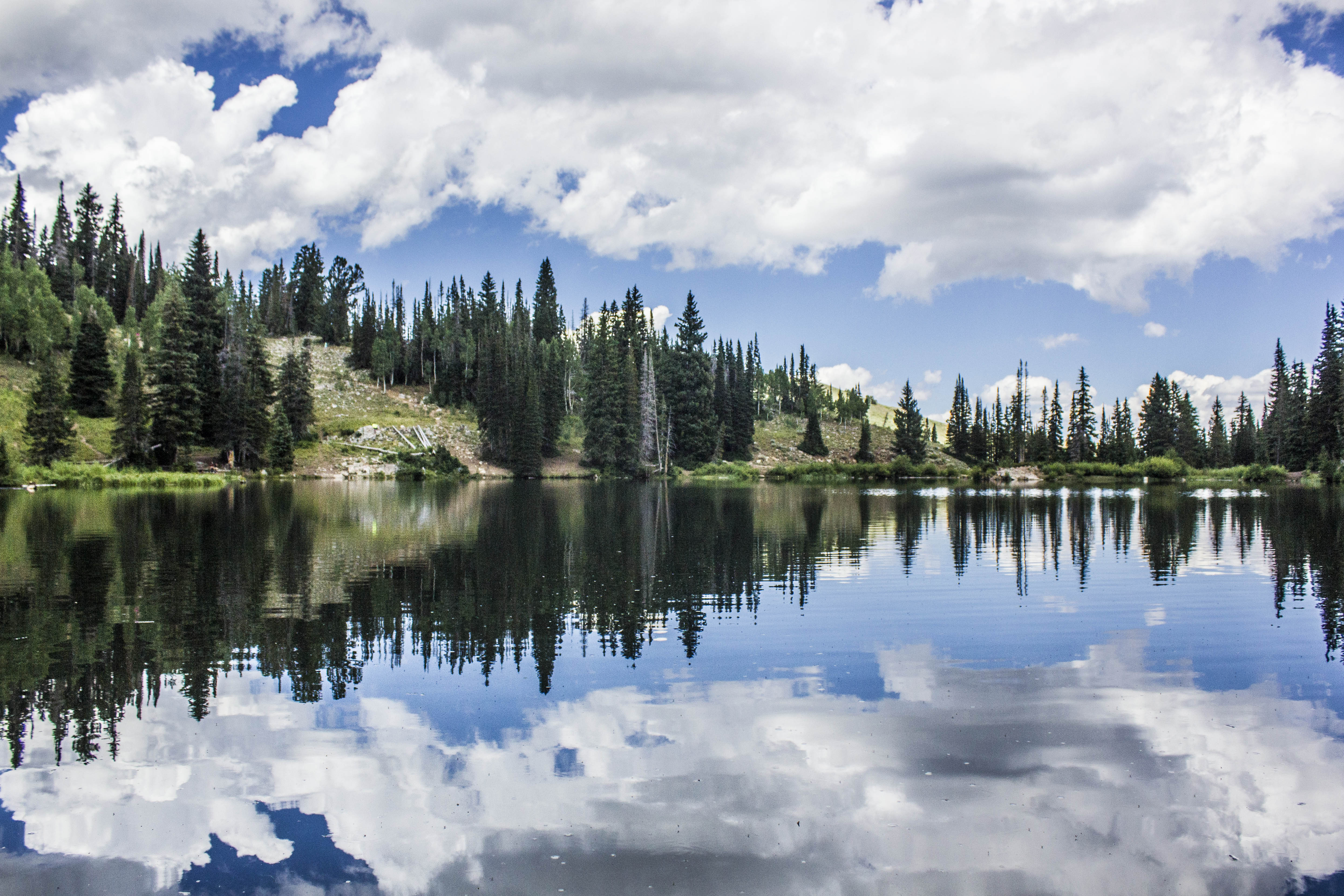 Hike to Bloods Lake, Utah 