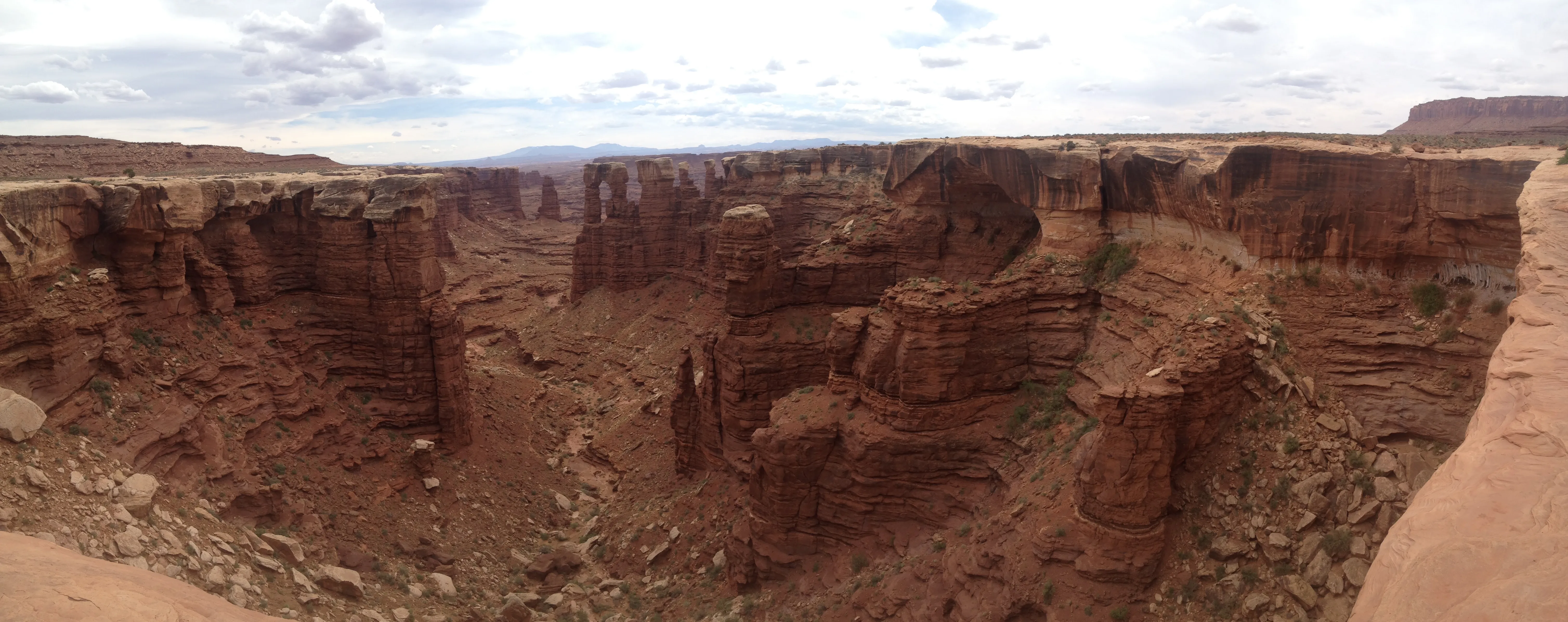 Mountain Bike Moab's White Rim Trail