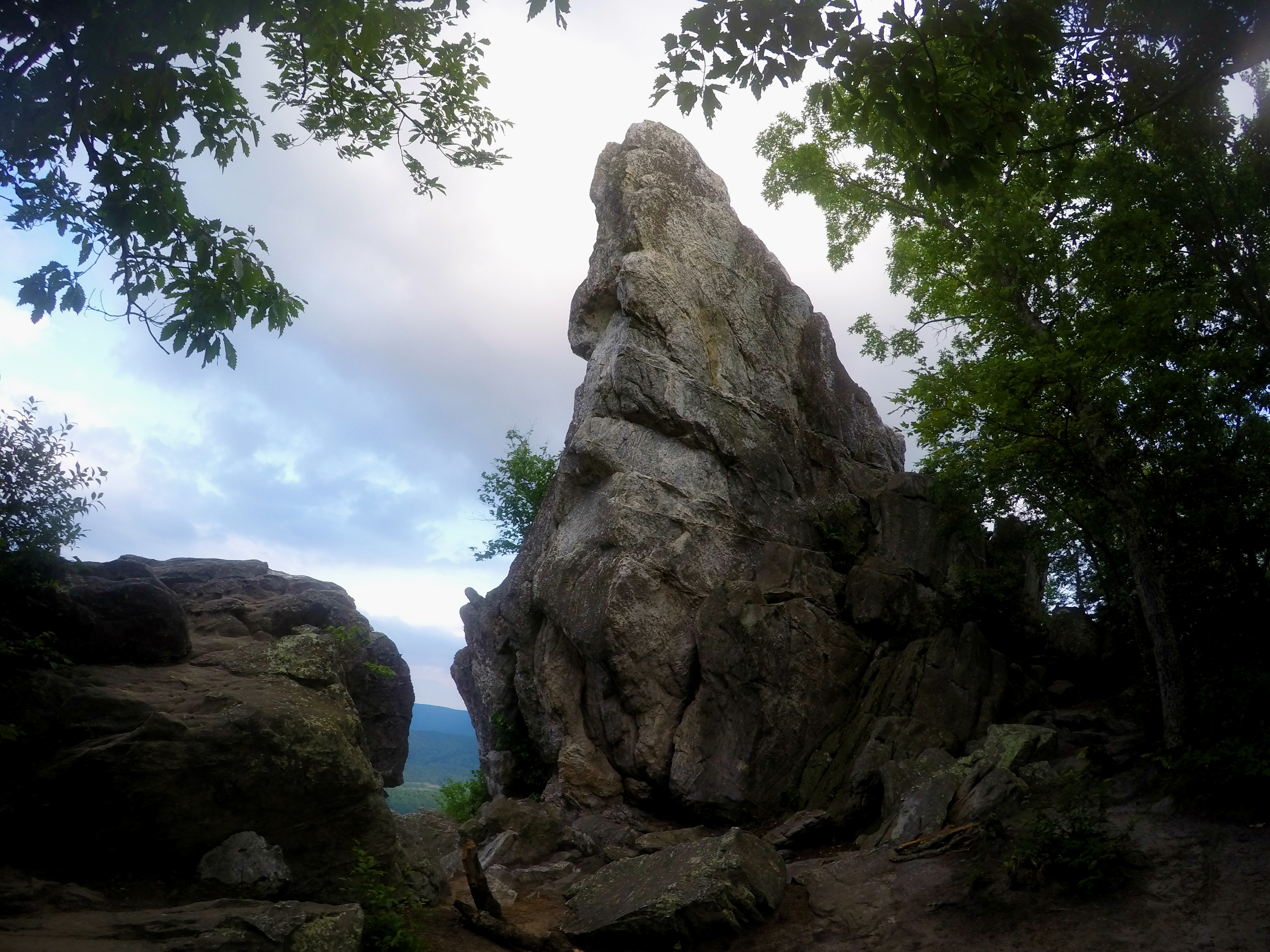 Dragon's Tooth Trail