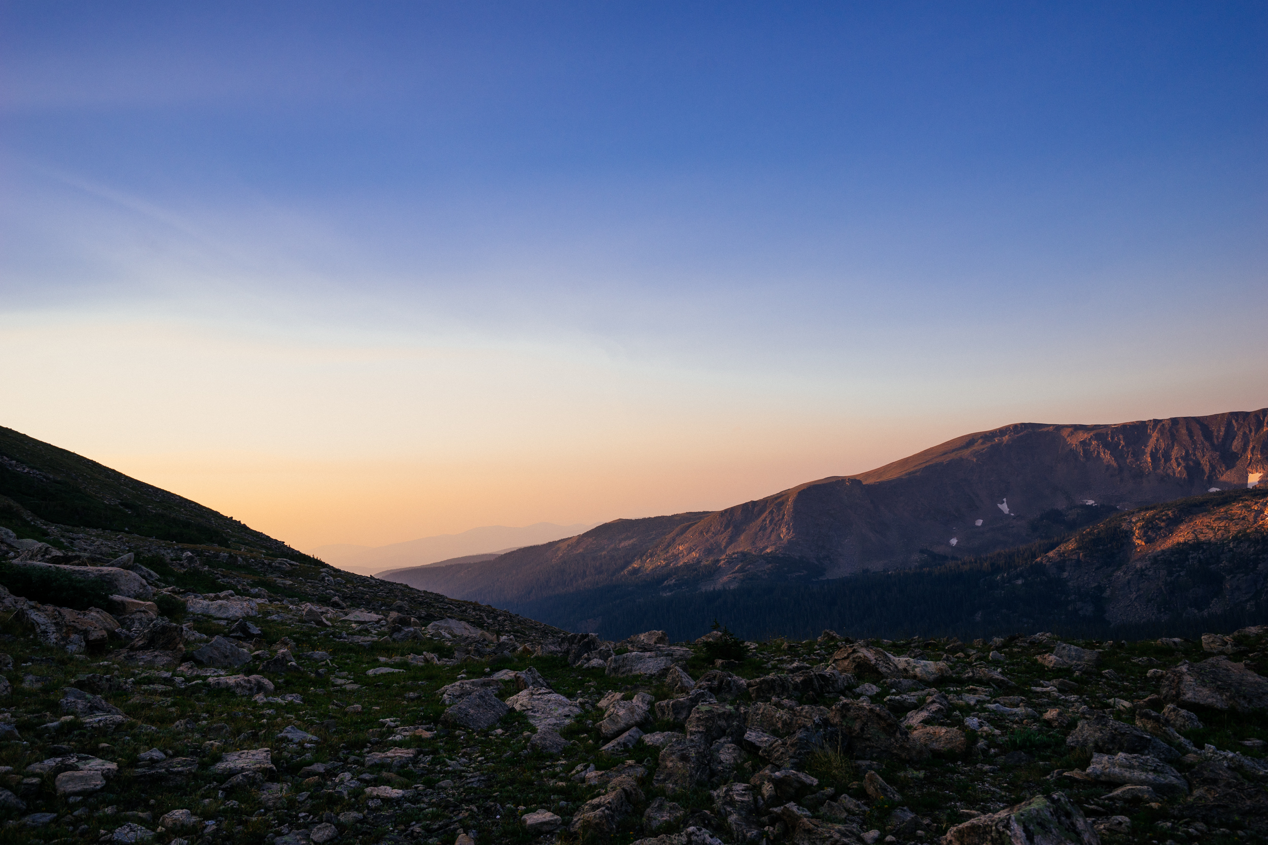 Hike South Araphaho Peak