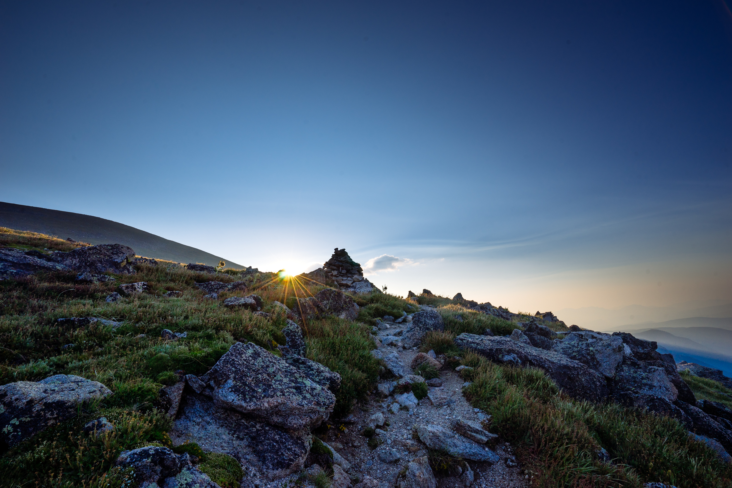 Hike South Araphaho Peak
