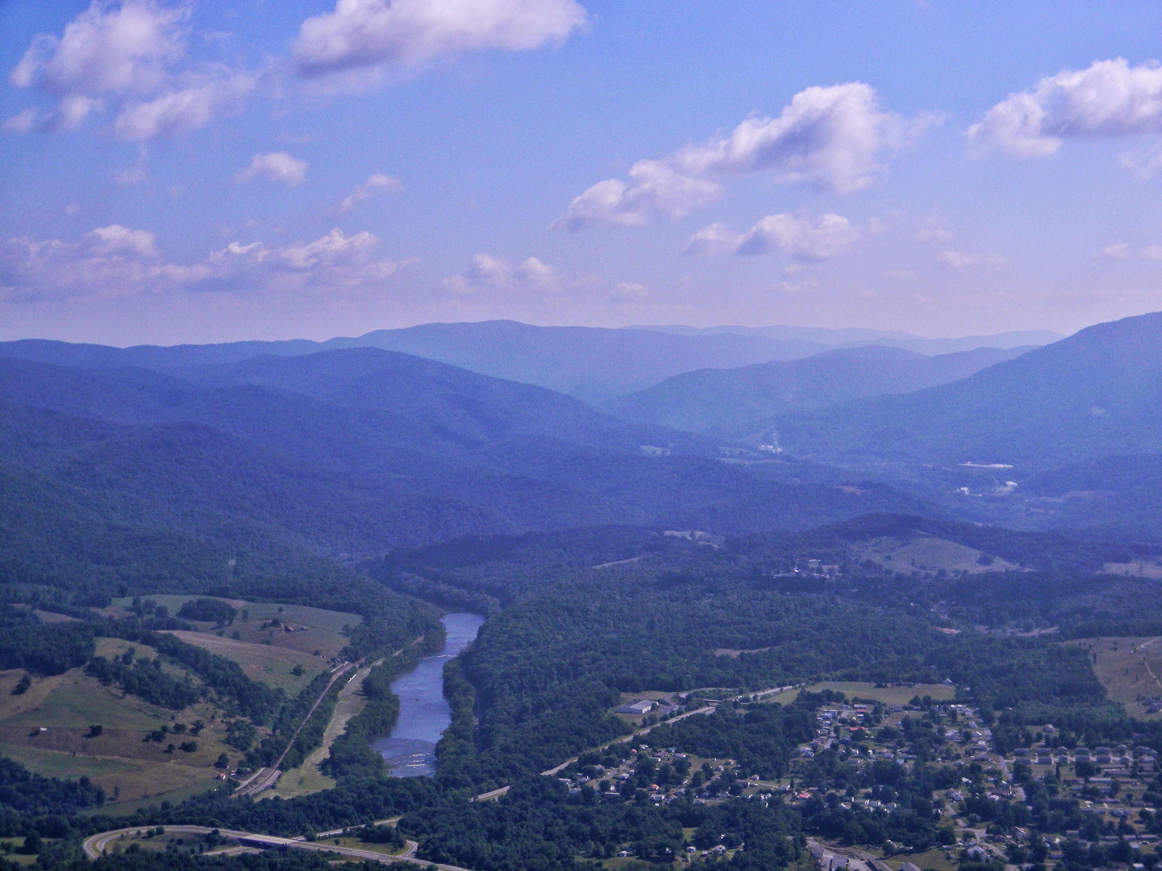 Hike Angels Rest and the Wilburn Valley Overlook, Pearisburg, Virginia