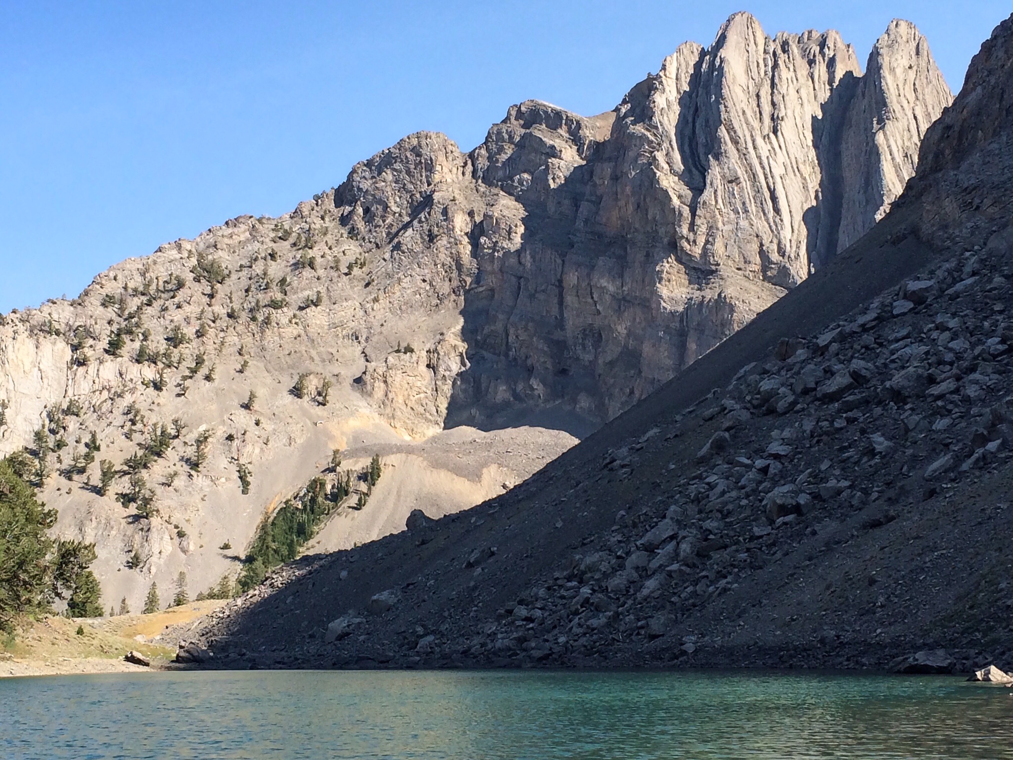 Hike to Bear Creek Lake 
