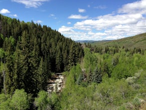 Hike to Mad Creek Barn