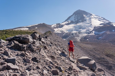 Hike Cooper Spur, Cloud Cap Trailhead