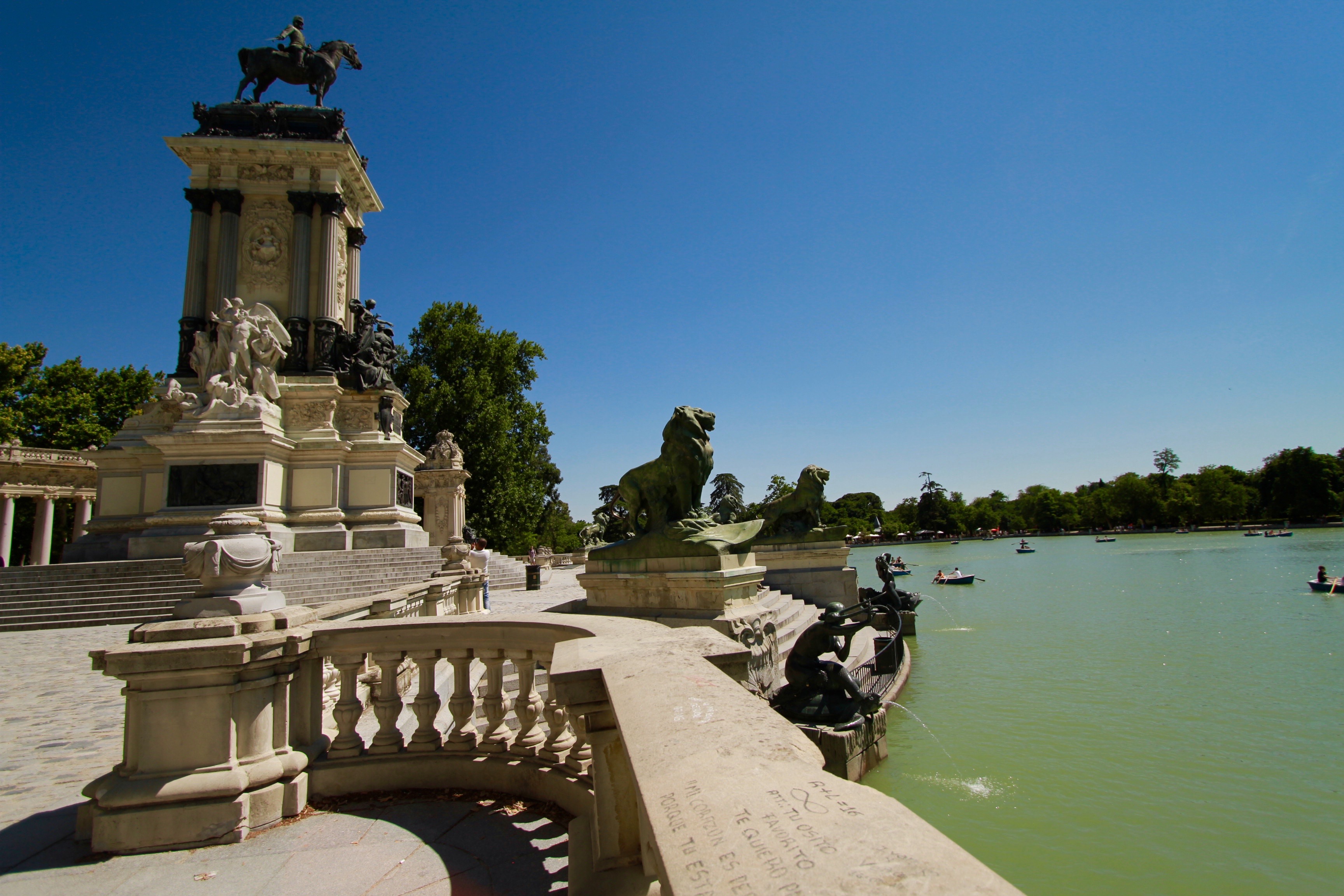 El Retiro Park