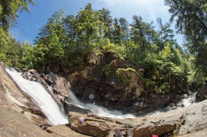 Hike to Auger Falls