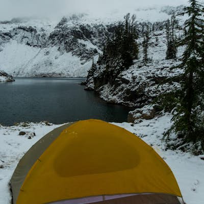 Backpack to Circle Lake, Alpine Lakes Wilderness