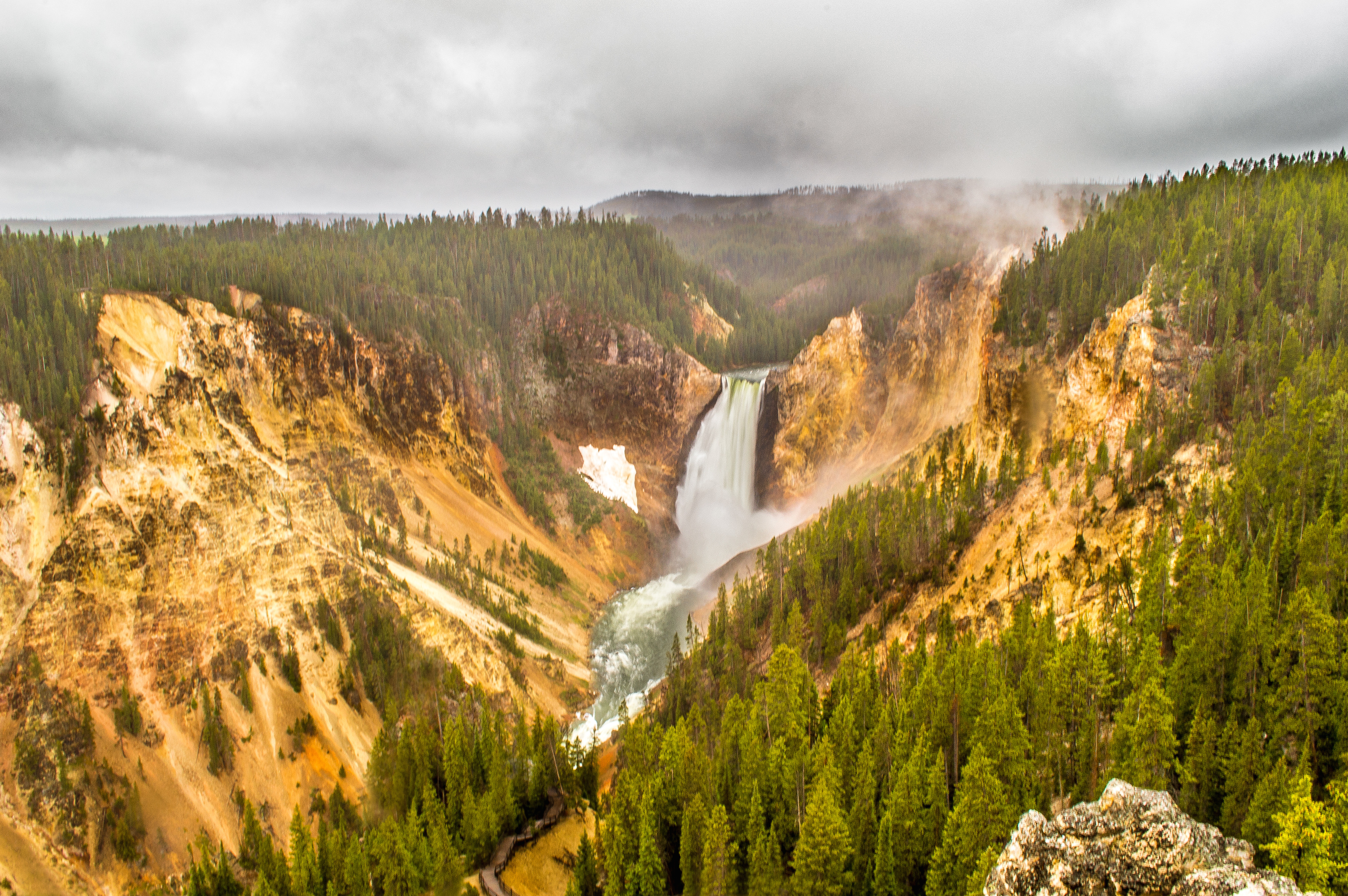 red rock point trail yellowstone