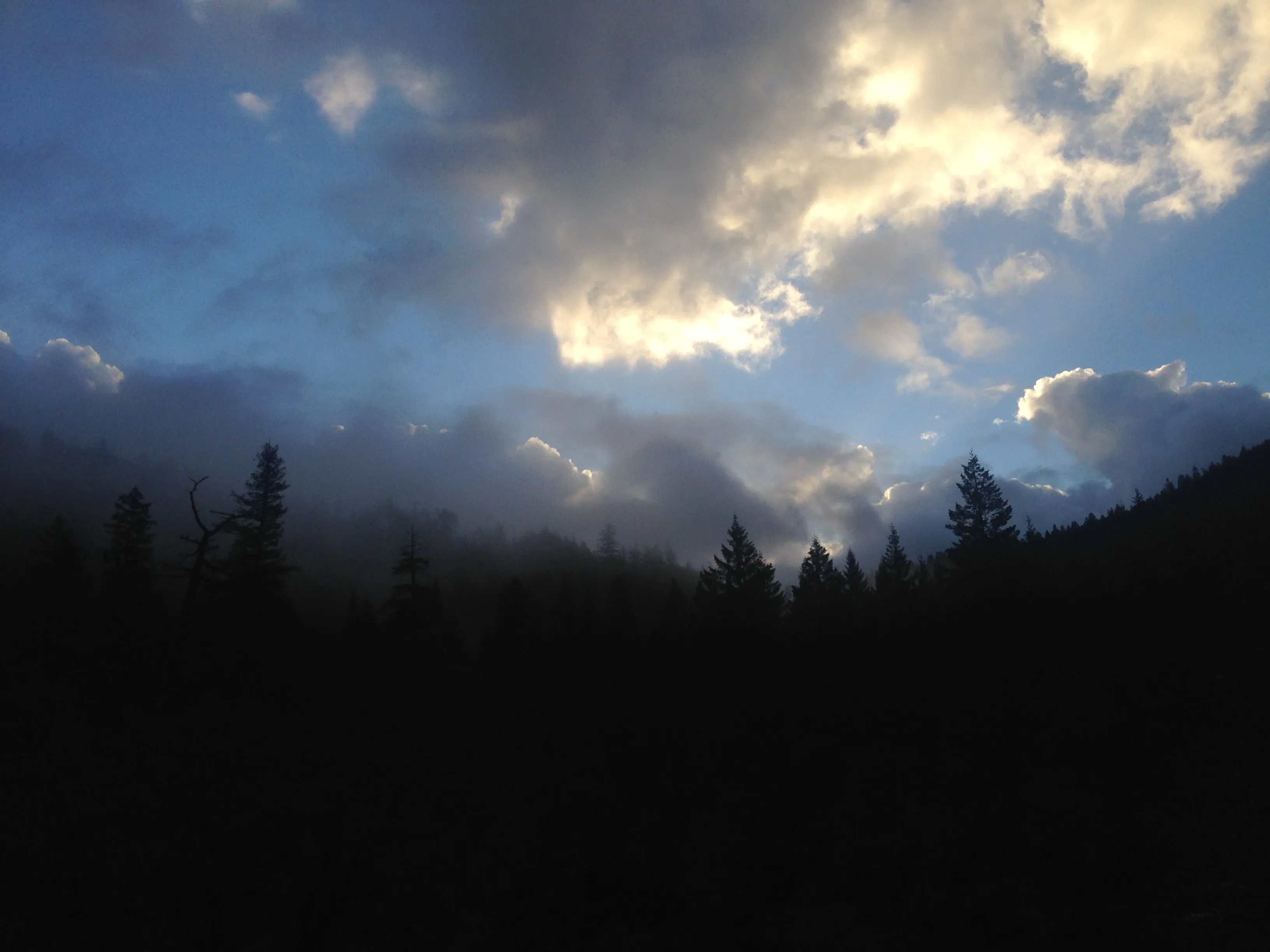 Camping at Rock Creek Ranch and Exploring the Smith River/ Redwoods 