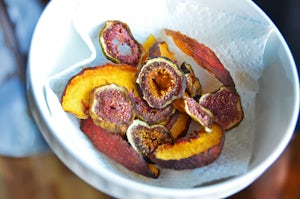 Why You Should Dehydrate Your Own Food for the Trail (Plus 5 Tasty Recipes)