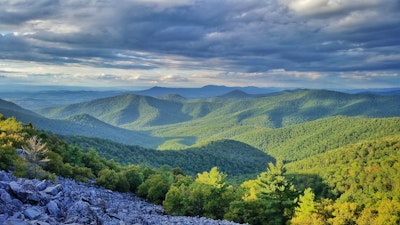 Hike to Blackrock Summit, Shenandoah NP, Blackrock Summit Trailhead