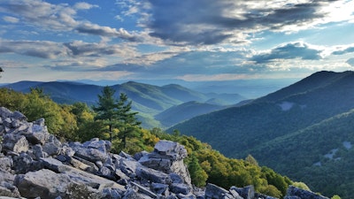 Hike to Blackrock Summit, Shenandoah NP, Blackrock Summit Trailhead