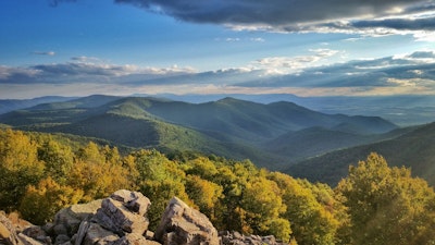 Hike to Blackrock Summit, Shenandoah NP, Blackrock Summit Trailhead