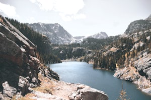 Backpack to Rainbow Lake via the East Rosebud Trail