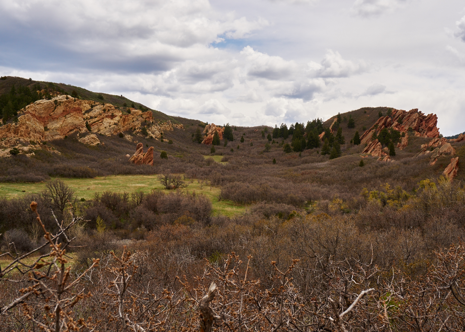 Hike & Photograph Roxborough State Park