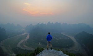 Hike Luosishan (Fairy Maiden Peak)