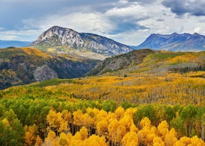 Hike the Dyke to Dark Canyon Loop