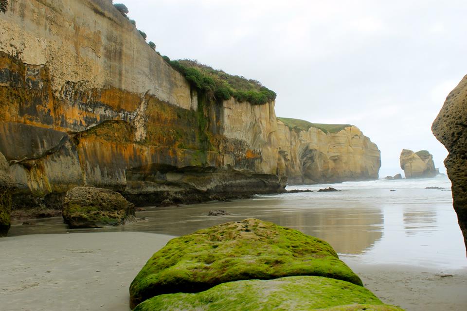 Hike to Tunnel Beach