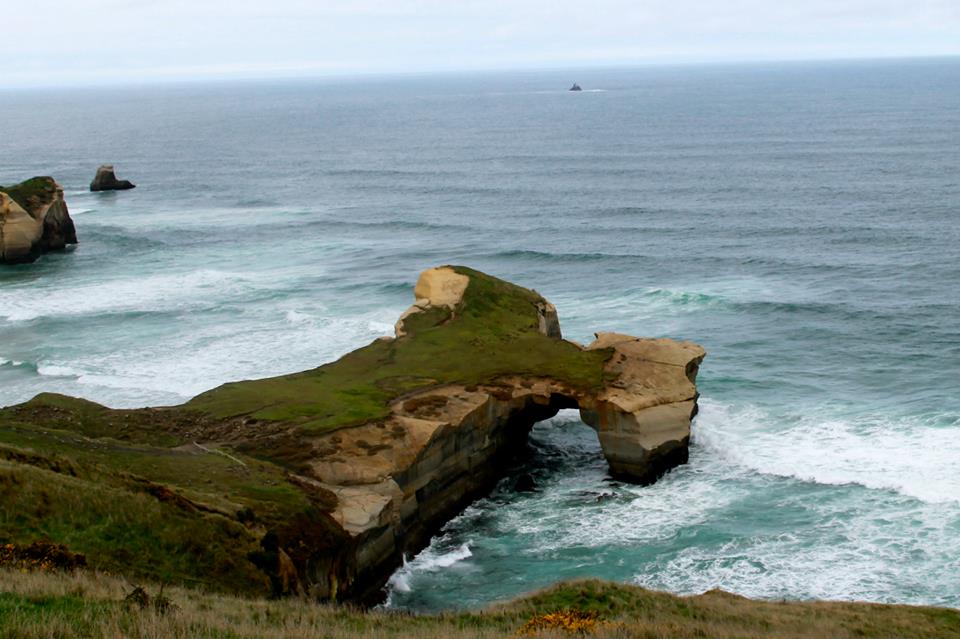 Hike to Tunnel Beach