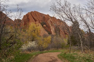 Hike the Fountain Valley Trail at Roxborough State Park