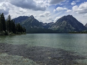 Leigh Lake via String Lake Trailhead