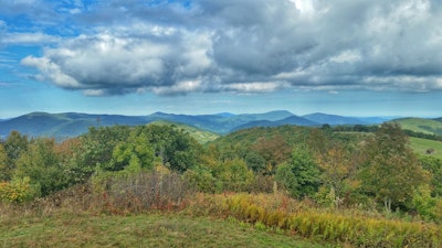 Hike Cole Mountain, Cole Mountain Parking Area