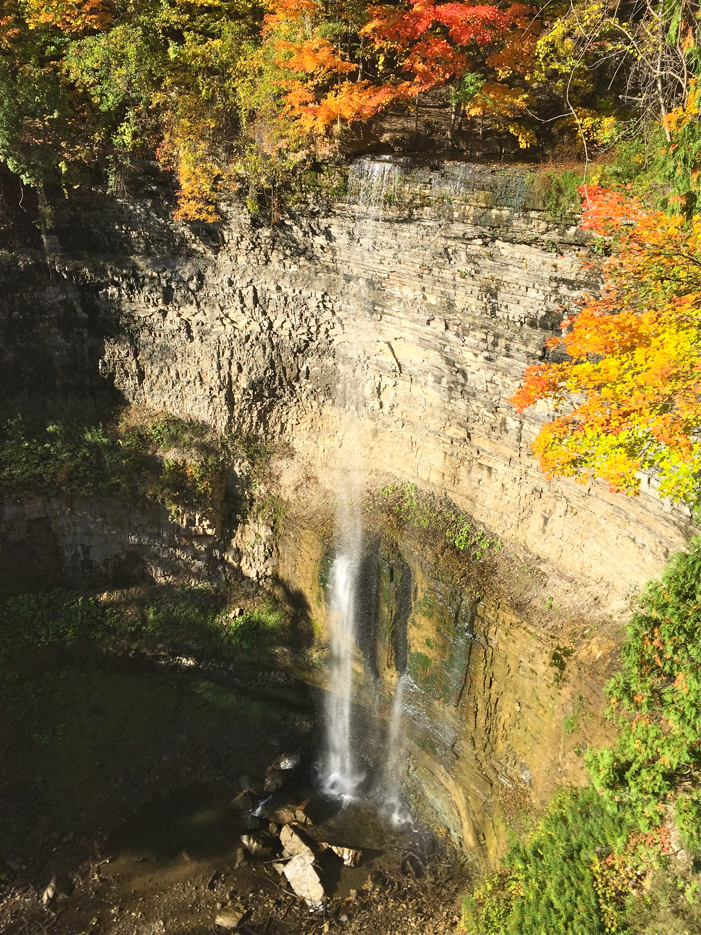 Hike the Dundas Escarpment 