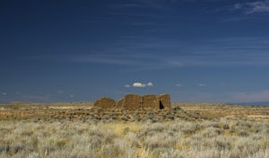 Hike the Pueblo Alto Trail