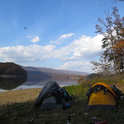 Backpack around Lake Moomaw