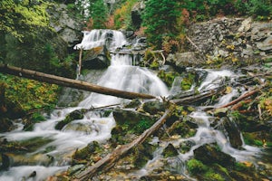 Photograph the Falls at Lost Creek State Park