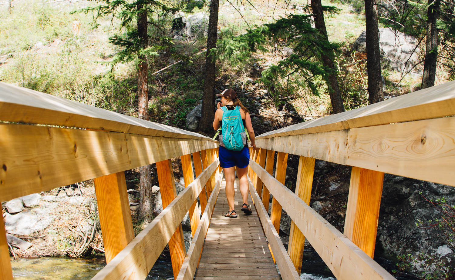 Hike to Mill Creek Falls