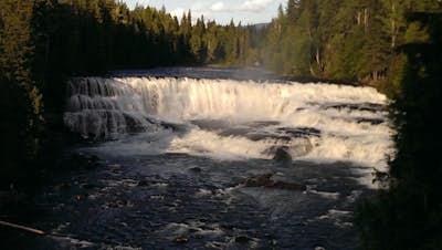 Hike to Dawson Falls in Wells Grey Provincial Park