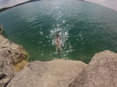 Cliff Jump at Canyon Lake