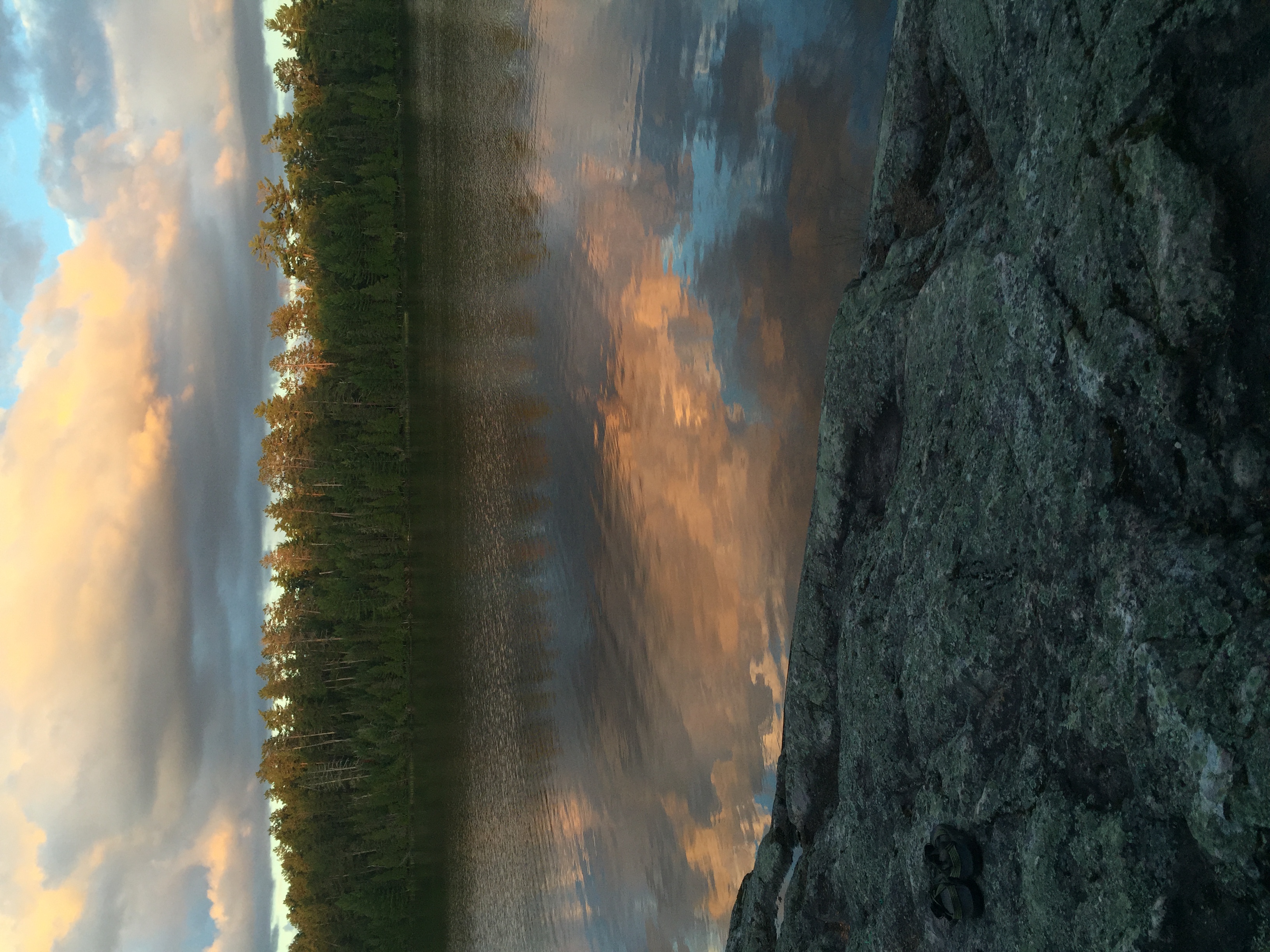 Canoe Quetico Provincial Park