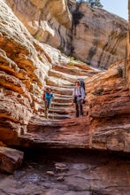 Backpack Great Gulch: Kane Gulch to Bullet Canyon 